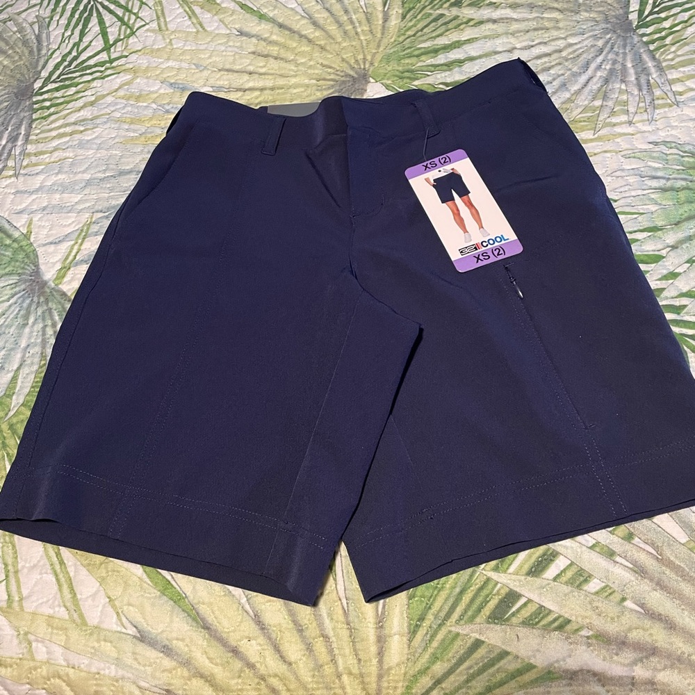 32 Degrees cool shorts size XS (2) in Evening Blue